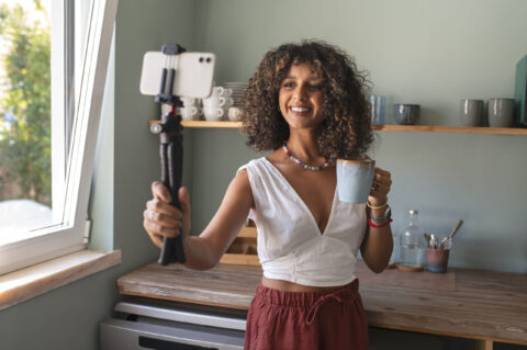 Influencer creating content